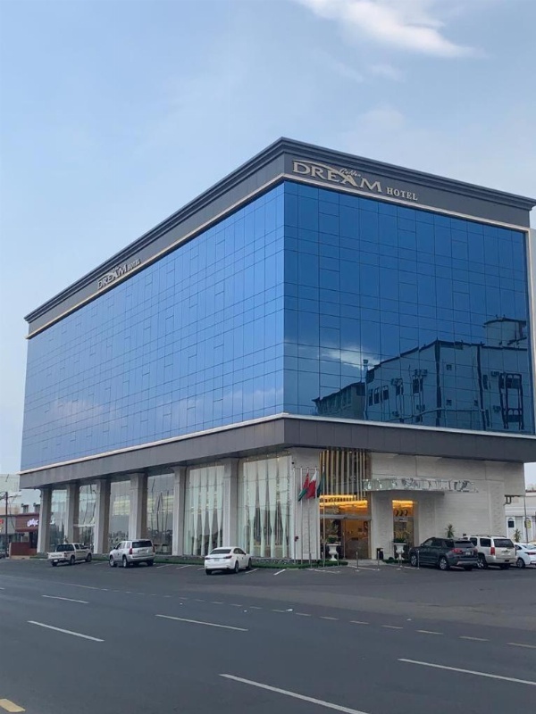 Golden Dream Hotel image 1