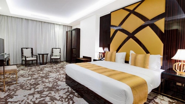 Golden Dream Hotel image 10