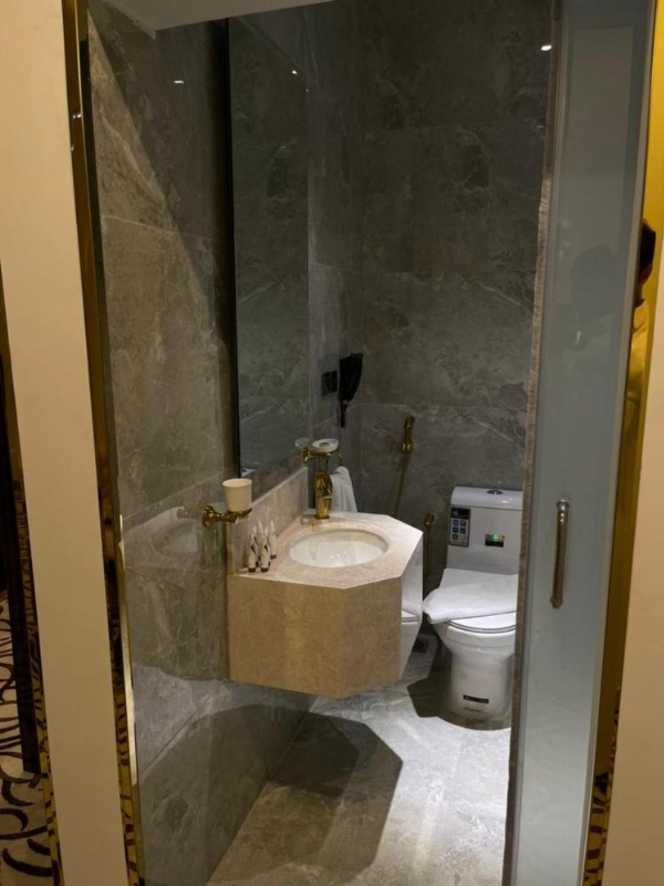 Golden Dream Hotel image 79