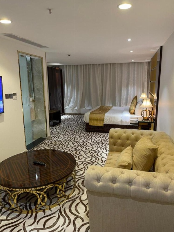 Golden Dream Hotel image 83