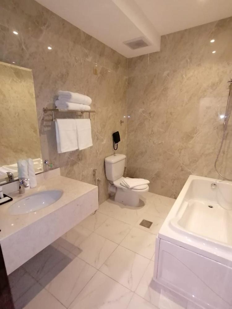 Standard Double Room at Golden Dream Hotel, photo 4